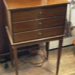209 5306 CHEST OF DRAWERS